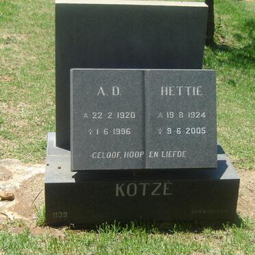 KOTZE A.D. 1920-1996 &amp; Hettie 1924-2005