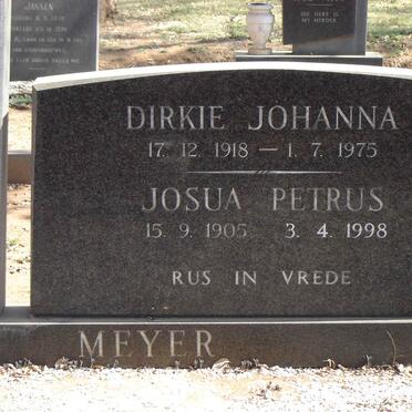 MEYER Josua Petrus 1905-1998 & Dirkie Johanna 1918-1975