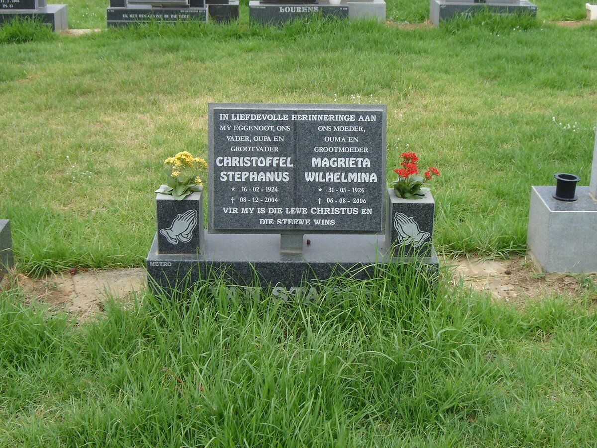 STADEN Christoffel Stephanus, van 1924-2004 &amp; Magrieta Wilhelmina 1926-2006