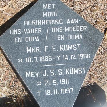 KUMST F.E. 1886-1966 &amp; J.S.S. 1911-1997