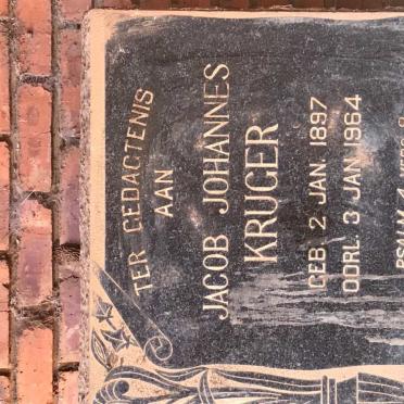 North West, BRITS district, Skeerpoort, Scheerpoort 477_2, farm cemetery