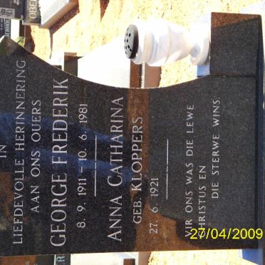 BEZUIDENHOUT George Frederik 1911-1981 &amp; Anna Catharina KLOPPERS 1921-