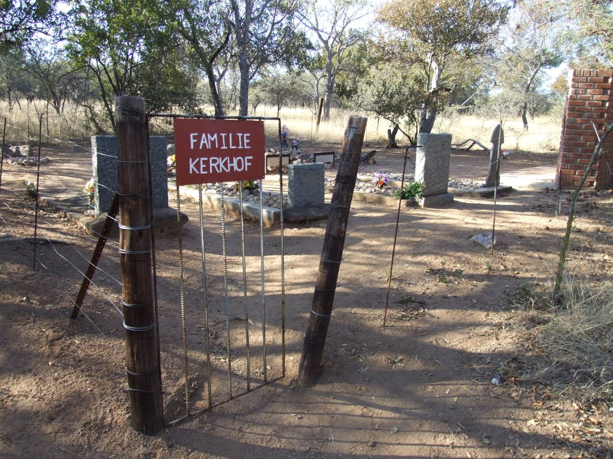 1. Entrance to the cemetery