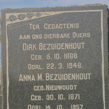 BEZUIDENHOUT Dirk 1868-1948 &amp; Anna M. NIEUWOUDT 1871-1957
