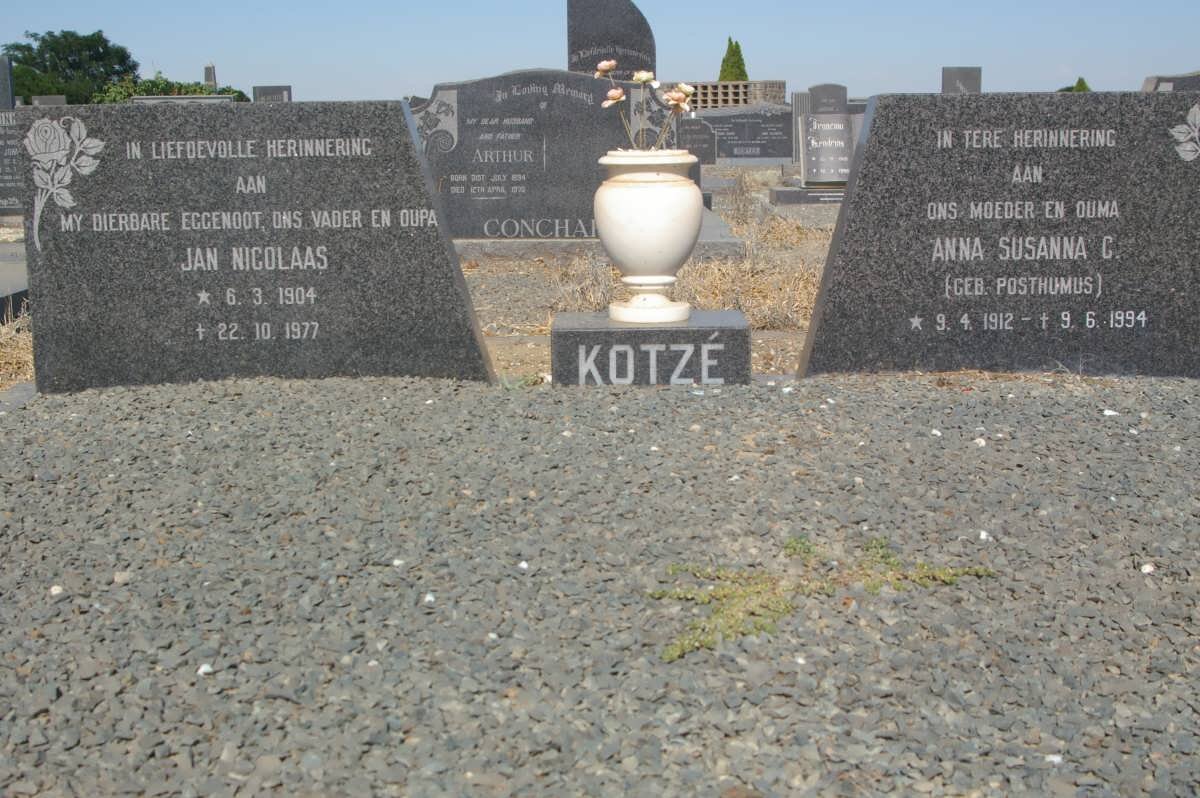 KOTZE Jan Nicolaas 1904-1977 &amp; Anna Susanna C. POSTHUMUS 1912-1994