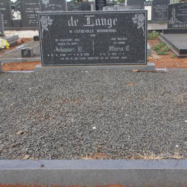 LANGE Johannes B., de 1946-1991 &amp; Maria C. 1951-