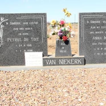 NIEKERK Petrus Du Toit, van 1918-1996 &amp; Anna M.F. PRETORIUS 1921-1981 :: van NIEKERK Marius 1950-2007