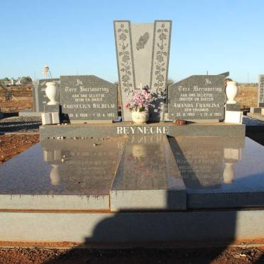 REYNECKE Cornelius Wilhelm 1958-1982 &amp; Amanda Francina ERASMUS 1960-1982