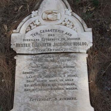 VOSLOO Hester Elizabeth Jacomina nee SNYMAN 1858-1926
