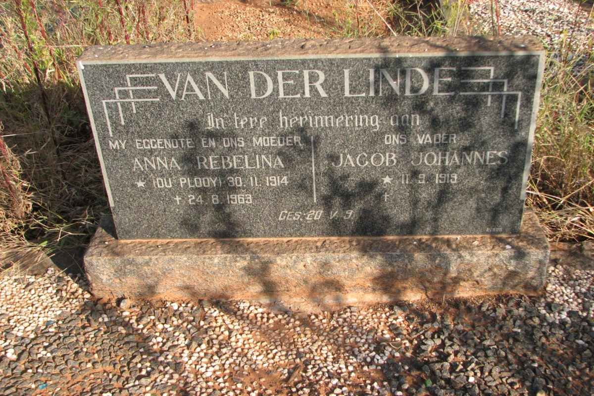 LINDE Jacob Johannes, van der 1919- &amp; Anna Rebelina DU PLOOY 1914-1963