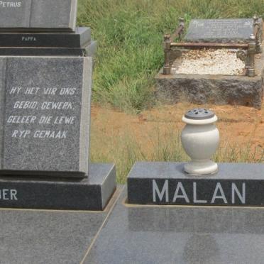 MALAN Andreas Petrus 1928-1994 &amp; Hendrina Johanna Francina 1938-1992