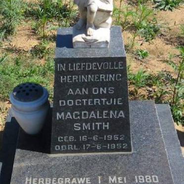 SMITH Magdalena 1952-1952 :: SMITH seuntjie -1935 :: SMITH Dogtertjie -1937