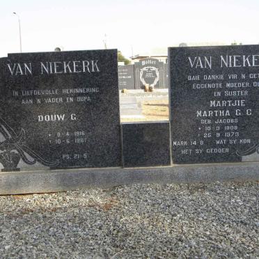 NIEKERK Douw G., van 1916-1987 &amp; Martha G.C.JACOBS 1908-1973