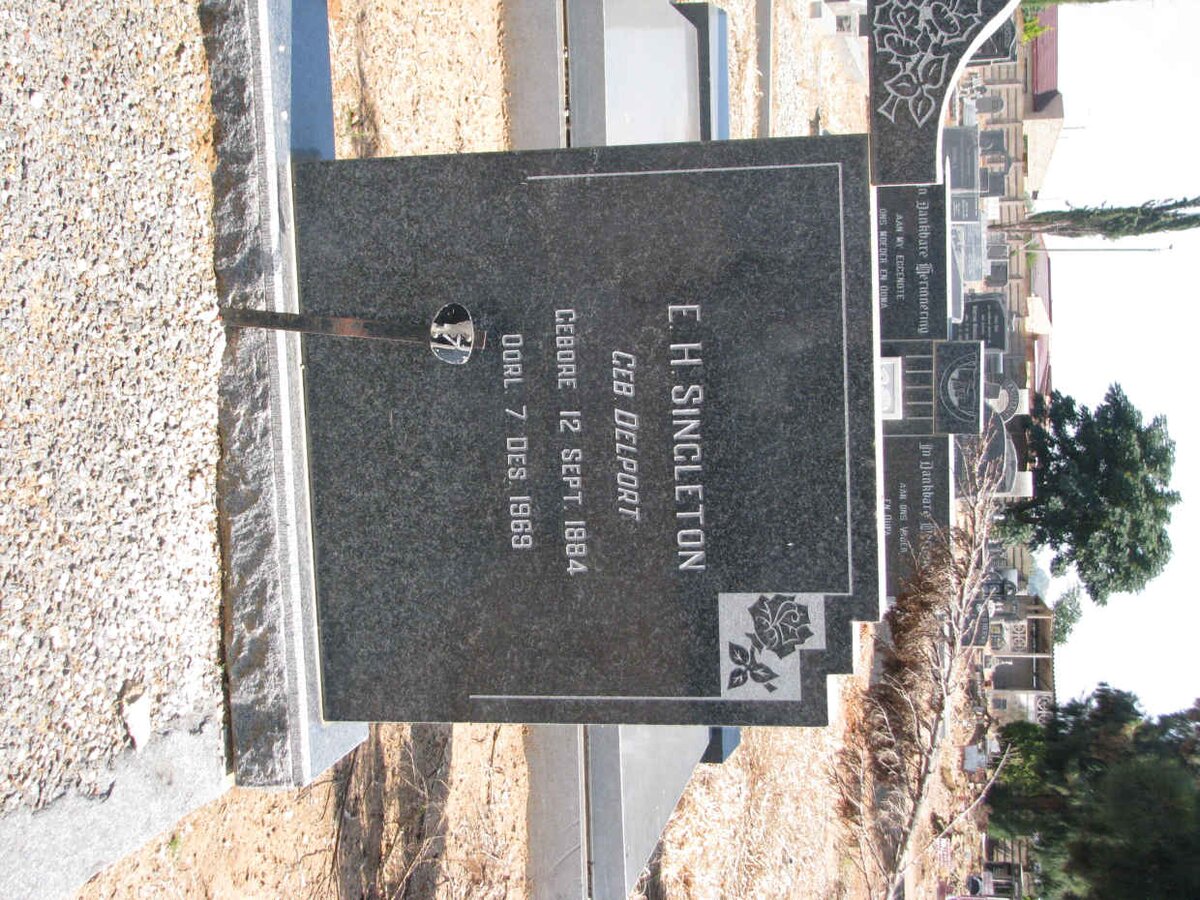 SINGLETON E.H. nee DELPORT 1884-1969