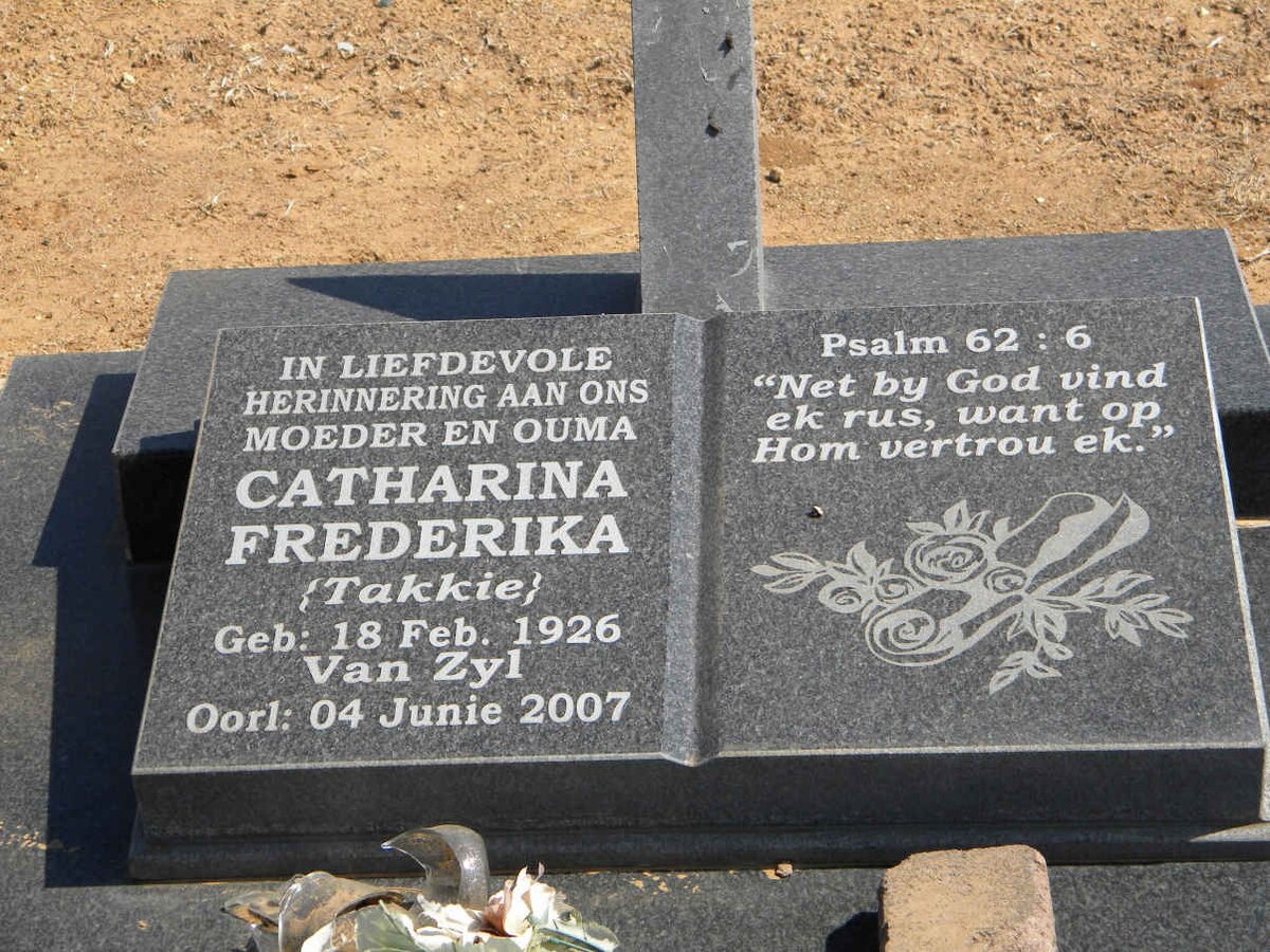 ZYL Catharina Frederika, van nee VAN ZYL 1926-2007