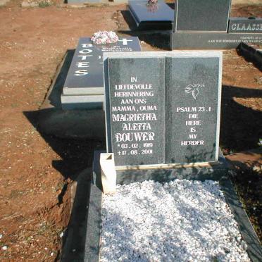 BOUWER Magrietha Aletta 1919-2001