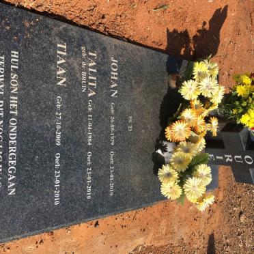 FOURIE Johan 1979-2010 &amp; Talita DE BRUIN 1984-2010 :: FOURIE Tiaan 2009-2010