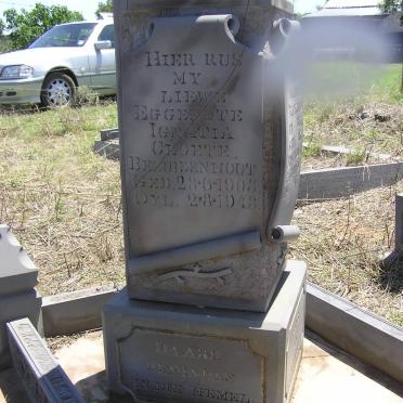 CLOETE Ignatia nee BEZUIDENHOUT 1903-1943