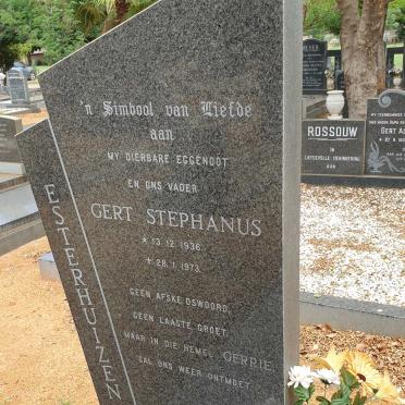 ESTERHUIZEN Gert Stephanus 1936-1973
