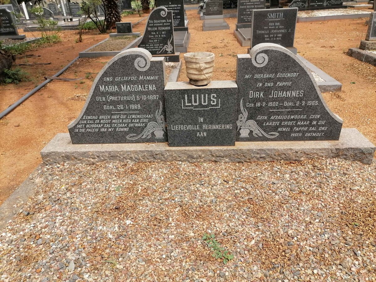 LUUS Dirk Johannes 1902-1965 &amp; Maria Magdalena PRETORIUS 1887-1969