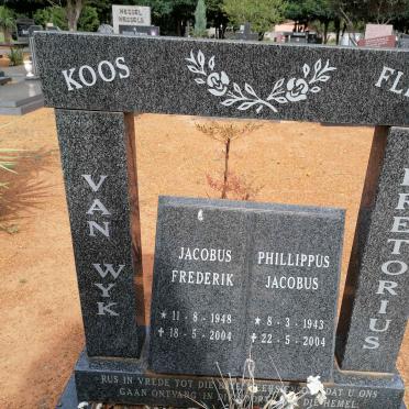 PRETORIUS Phillippus Jacobus 1943-2004 :: VAN WYK Jacobus Frederik 1948-2004