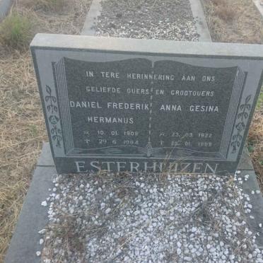 ESTERHUIZEN Daniel Frederik Hermanus 1909-1984 &amp; Anna Gesina 1922-1999