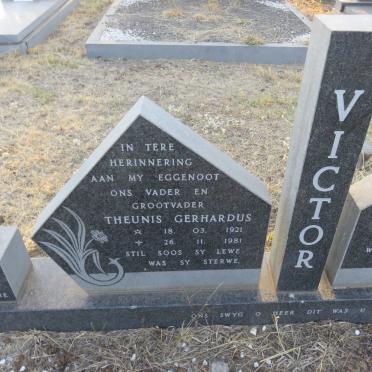 VICTOR Theunis Gerhardus 1921-1981 &amp; Dina Johanna V.D. MERWE 1938-