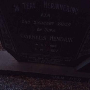 WESTHUIZEN Cornelis Hendrik, van der 1918-1977 &amp; Aletta Petronella DE BEER 1914-1970