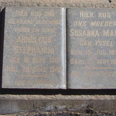 BEYTELL Arnoldus Stephanus 1881-1947 &amp; Susanna Maria YSSEL 1884-1968