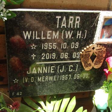 TARR W.H. 1955-2019 &amp; J.C. v.d. MERWE 1957-