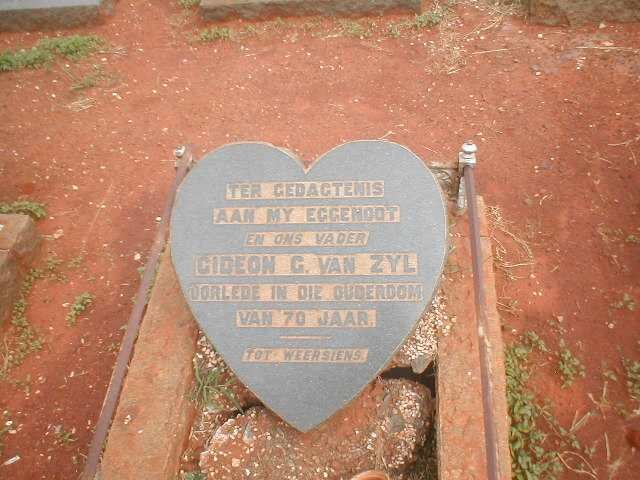 ZYL Gideon G., van