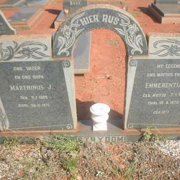 STRYDOM Marthinus J. 1908-1971 &amp; Emmerentia F. KOTZE 1909-1970