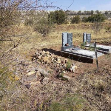 North West, KLERKSDORP district, Buffelsfontein 443, Buffelsfontein Mine, farm cemetery