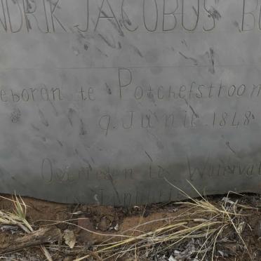 North West, KOSTER district, Waterval 462, farm cemetery_1