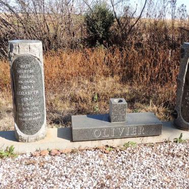 OLIVIER Johannes Stephanus Augustinus 1921-1986 &amp; Anna Elizabeth 1925-1996 
