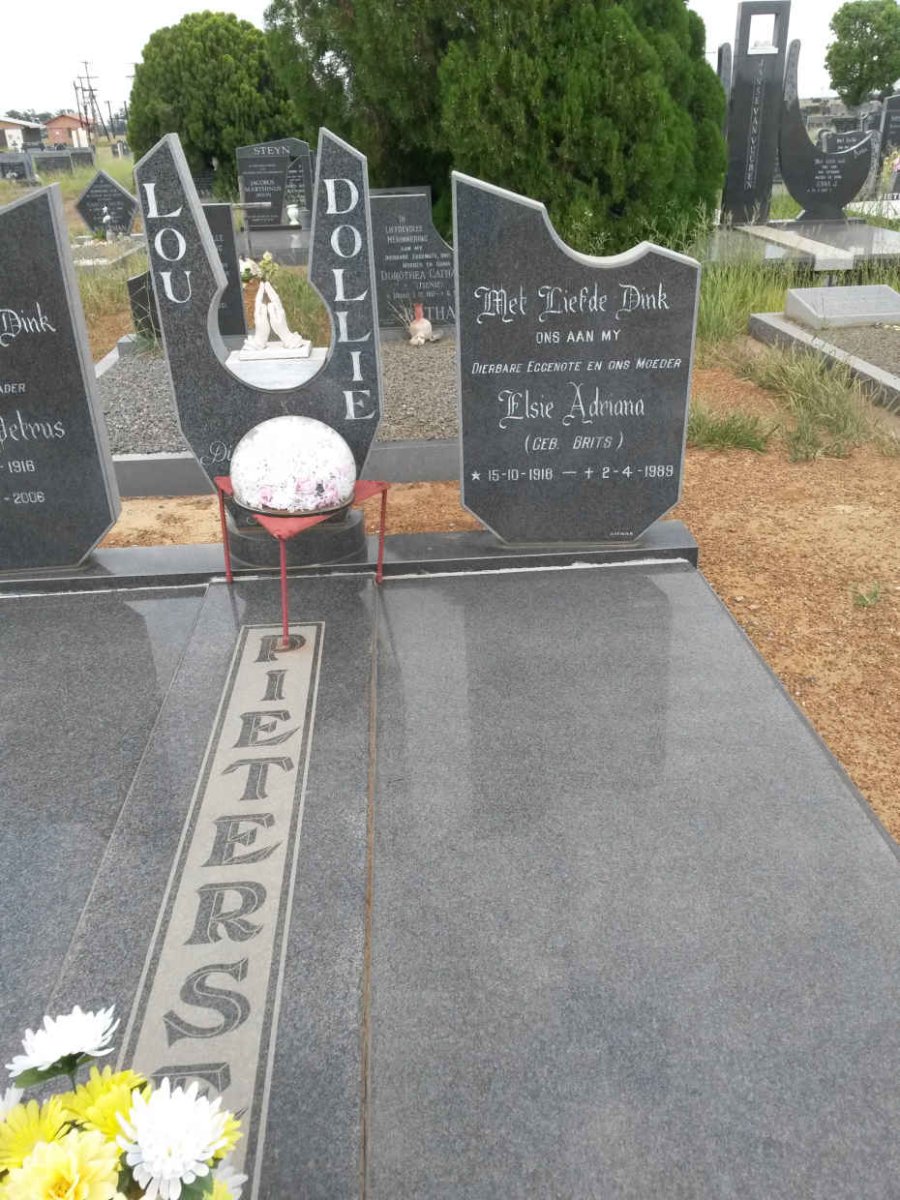 PIETERSE Lourens Petrus 1916-2006 &amp; Elsie Adriana BRITS 1918-1989