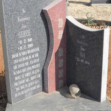 BEER Gerrie, de 1949-2008 &amp; Ina 1956-