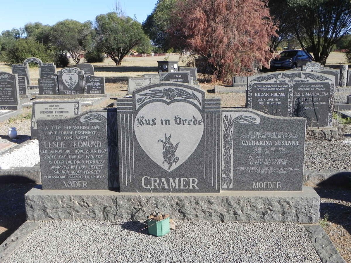 CRAMER Leslie Edmund 1910-1967 &amp; Catharina Susanna 1912-2001