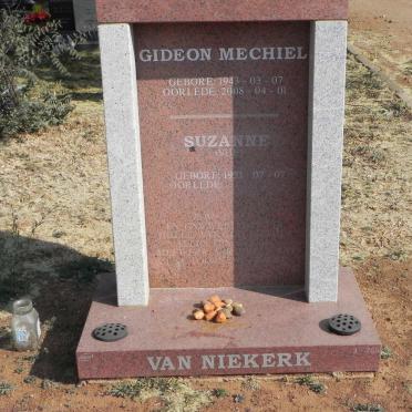 NIEKERK Gideon Mechiel, van 1943-2008 &amp; Suzanne 1953-