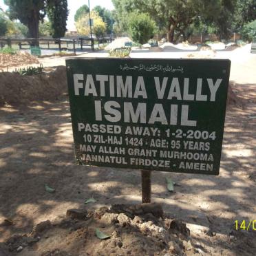 ISMAIL Fatima Vally -2004