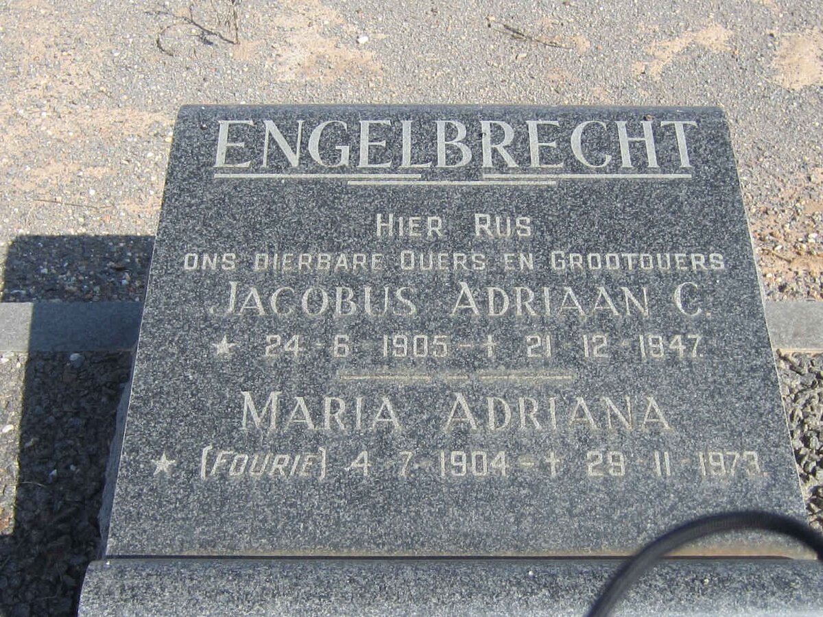 ENGELBRECHT Jacobus Adriaan C. 1905-1947 &amp; Maria Adriana FOURIE 1904-1973