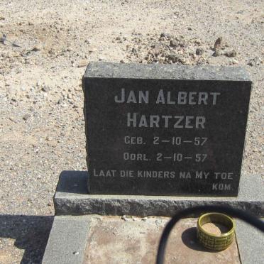 HARTZER Jan Albert 1957-1957
