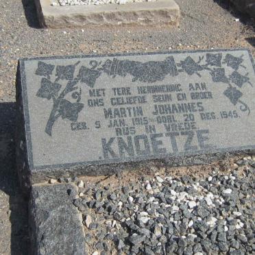 KNOETZE Martin Johannes 1915-1945