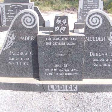 LUDICK Jacobus G. 1891-1970 &amp; Debora C. 1896-18?4