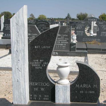 NIEMANN Hertzog de W. 1915-1990 &amp; Maria M. 1925-