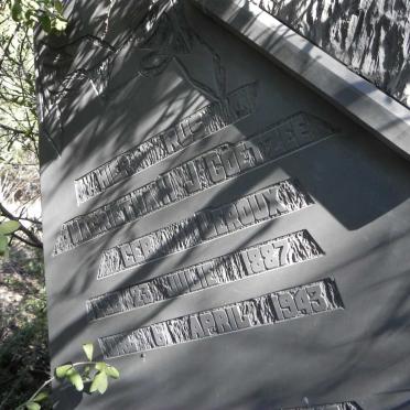 COETZEE Magrietha H.J. nee LE ROUX 1887-1943