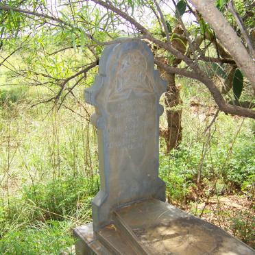 North West, LICHTENBURG district, Koppiesfontein 87 IP, farm cemetery