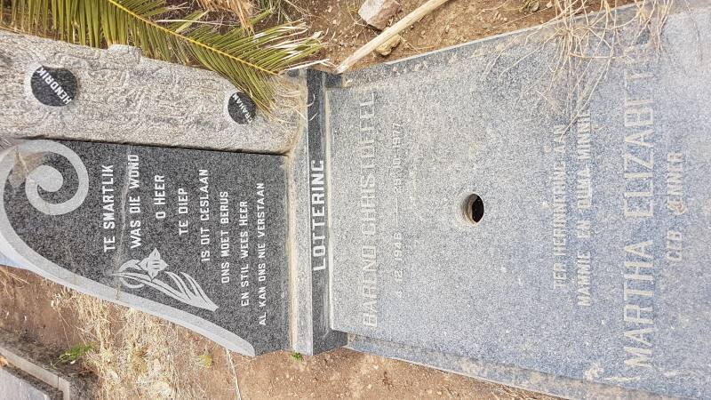 LOTTERING Martha Elizabeth nee KENNER 1909-1987 :: LOTTERING Barend Christoffel 1946-1977