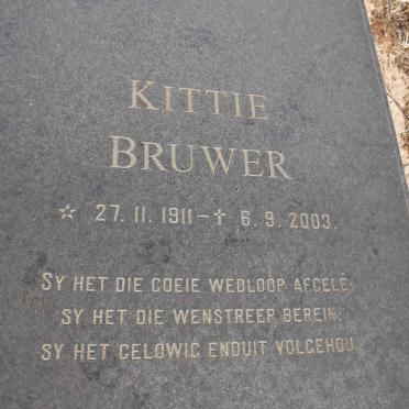 BRUWER Kitty 1911-2003