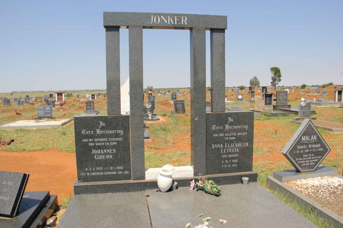 JONKER Johannes Gideon 1925-1983 &amp; Anna Elizabeth Letecia DURAAN 1928-2012